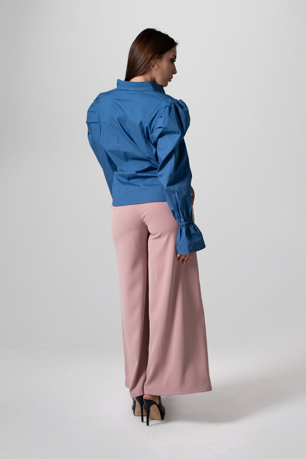 Blusa camisera manga larga con hombros abullonados