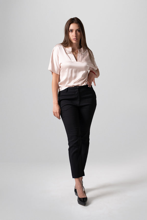 Blusa escote en V manga corta