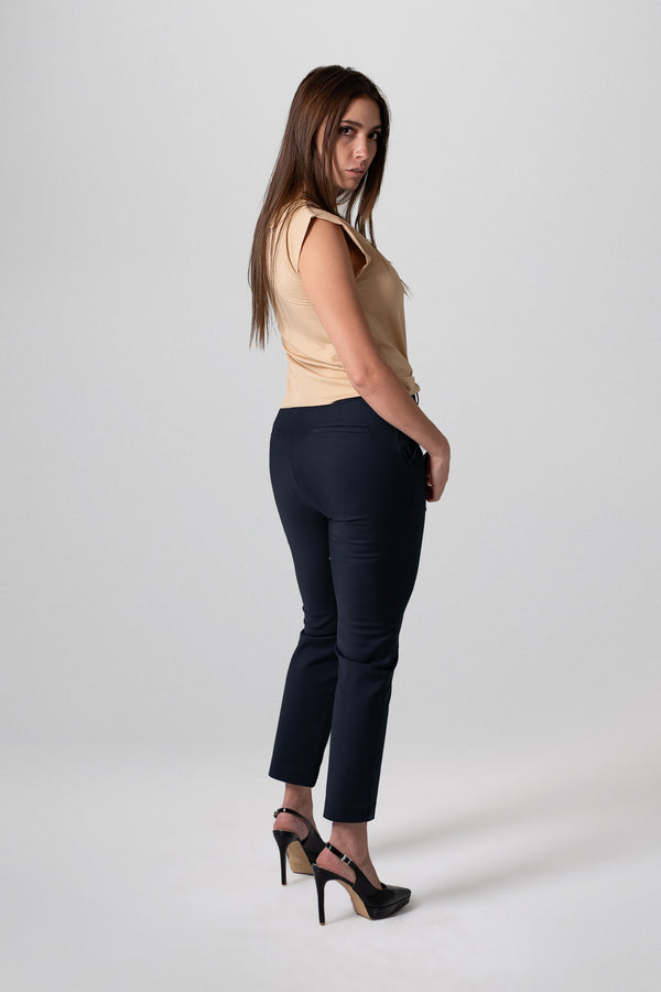 Blusa sin mangas cuello redondo