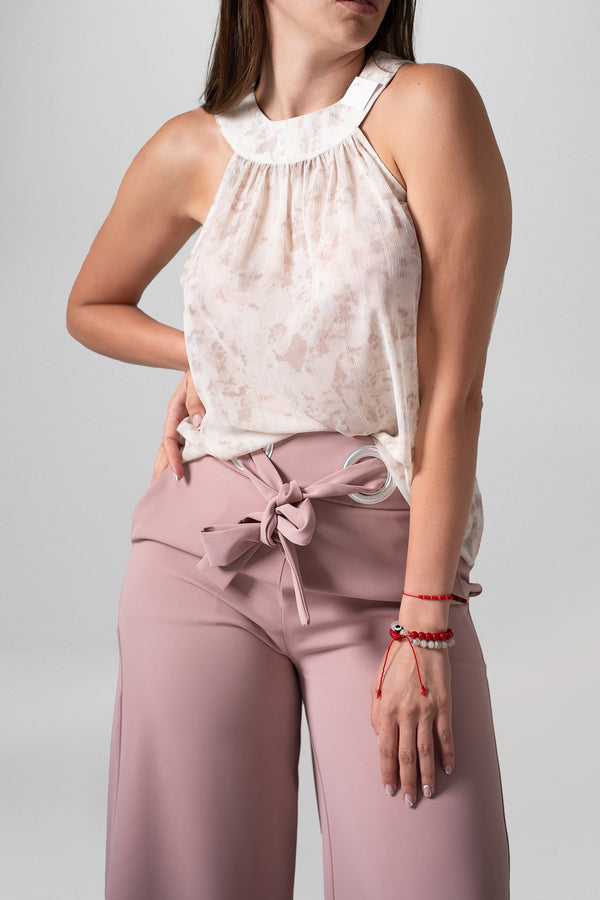 Blusa halter estampada con cuello ancho rucheado